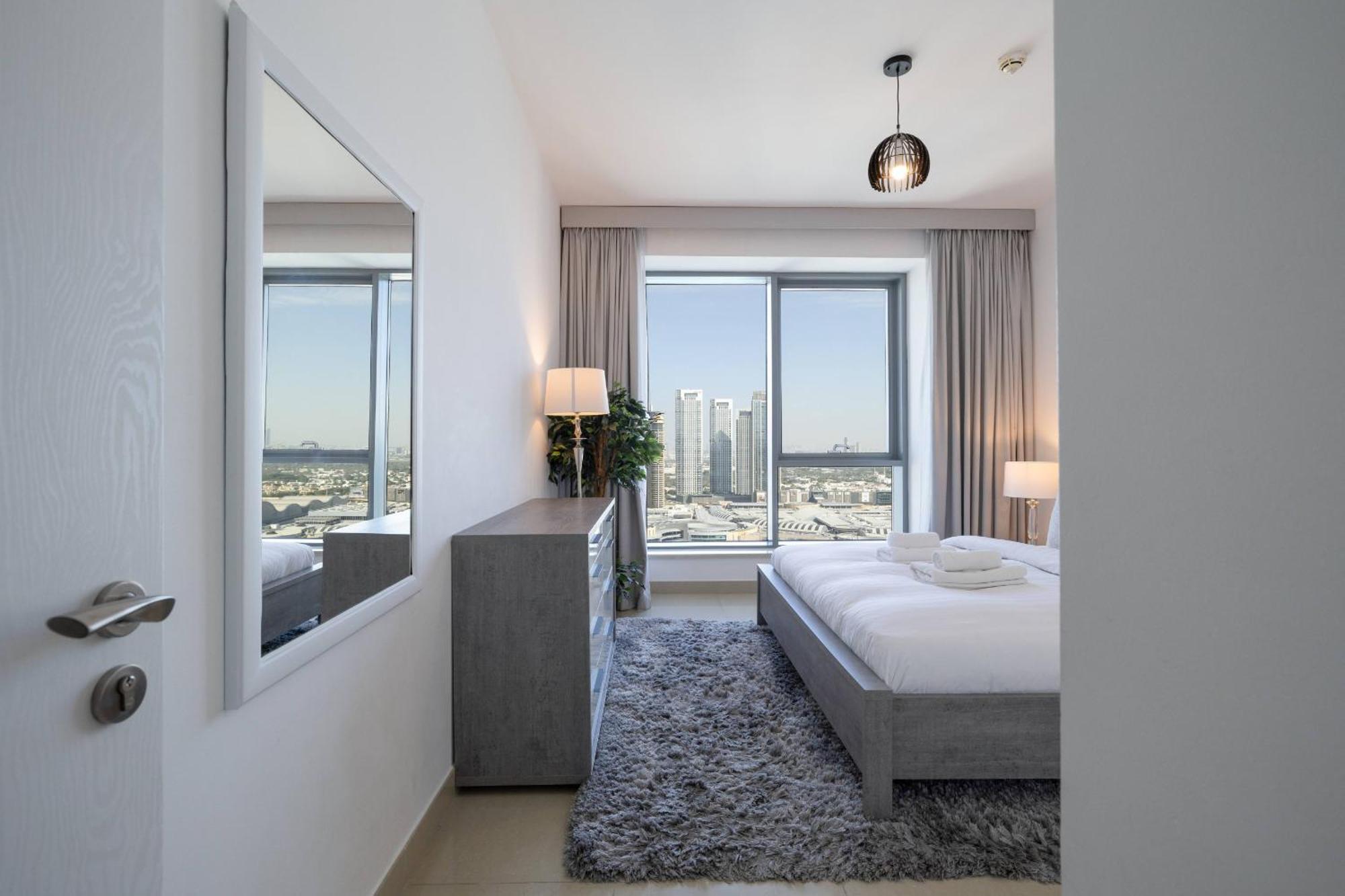 Signature Burj Khalifa View Residence Dubai Bagian luar foto