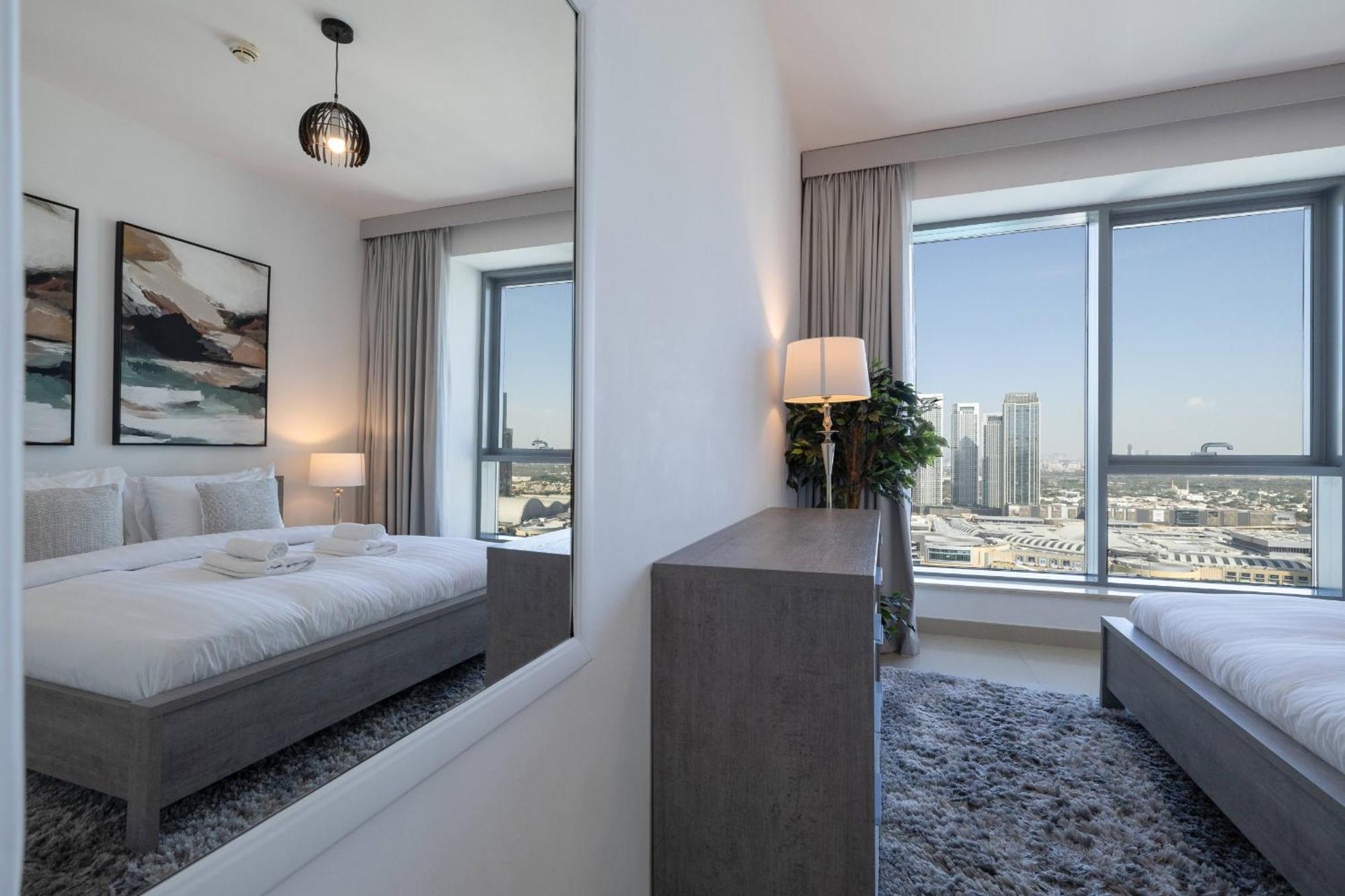 Signature Burj Khalifa View Residence Dubai Bagian luar foto