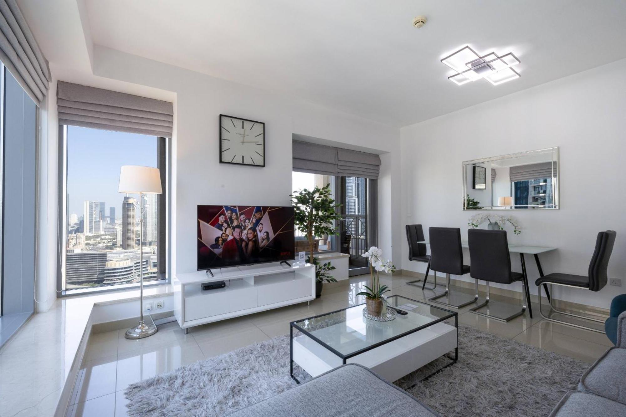 Signature Burj Khalifa View Residence Dubai Bagian luar foto