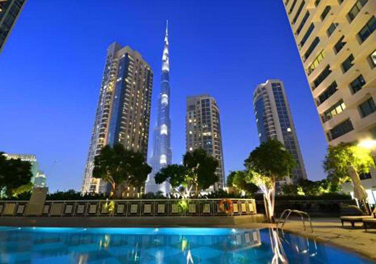 Signature Burj Khalifa View Residence Dubai Bagian luar foto